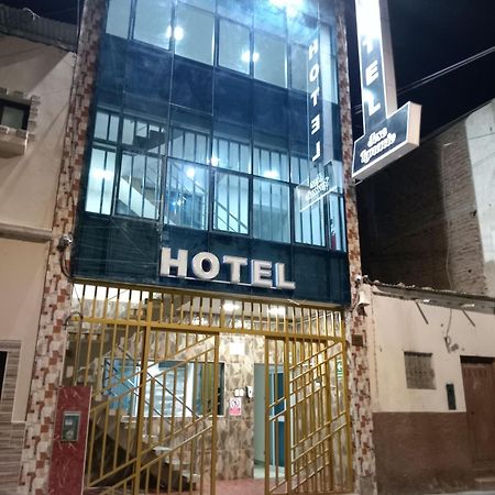 Hotel Jose Ignacio Chepen Exterior photo