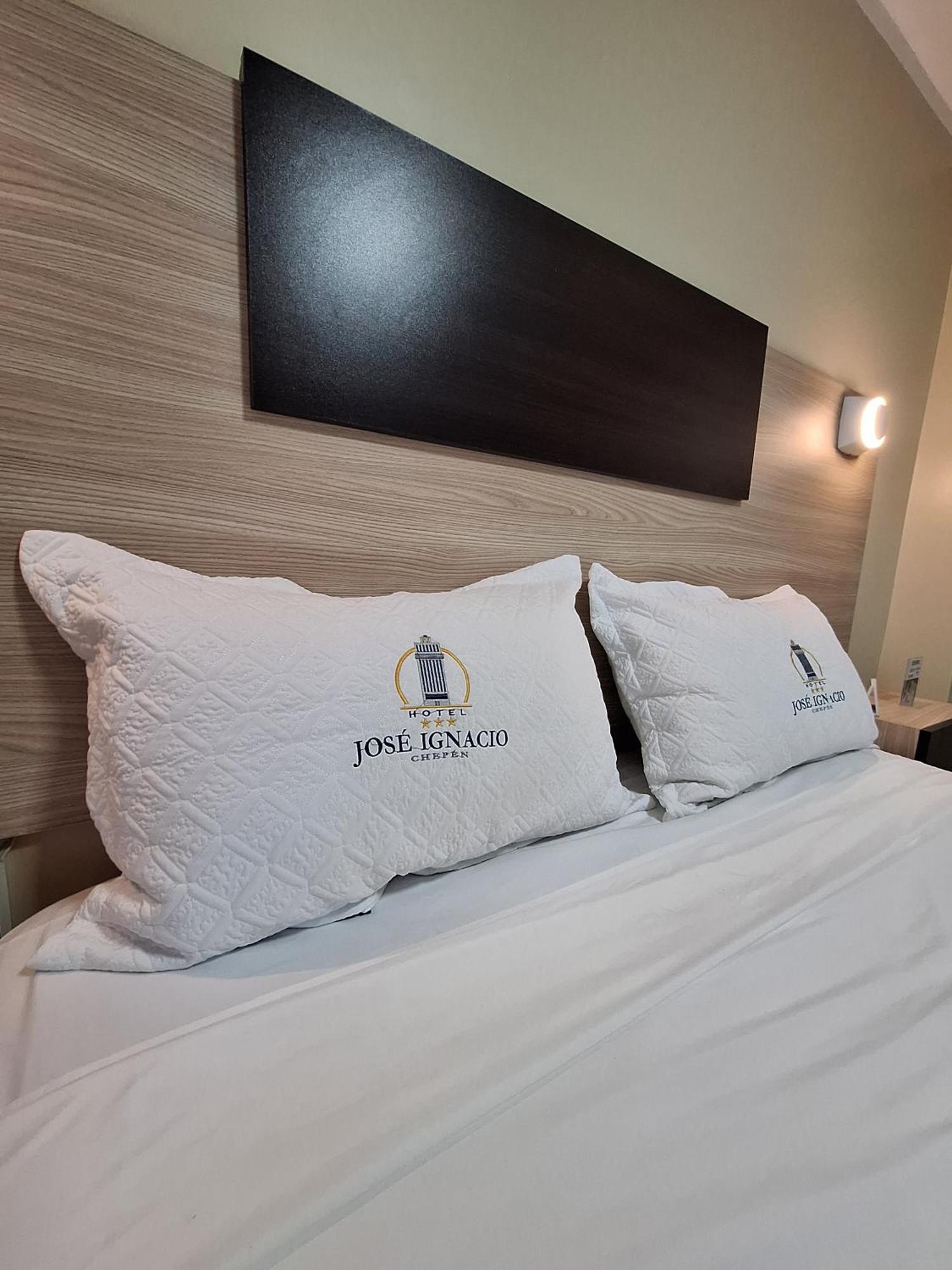 Hotel Jose Ignacio Chepen Exterior photo